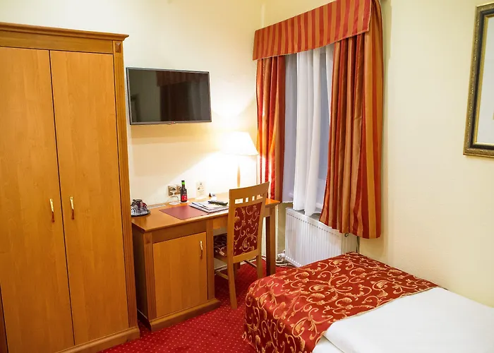 Hotel Stephansplatz I Self Check In I Ac In