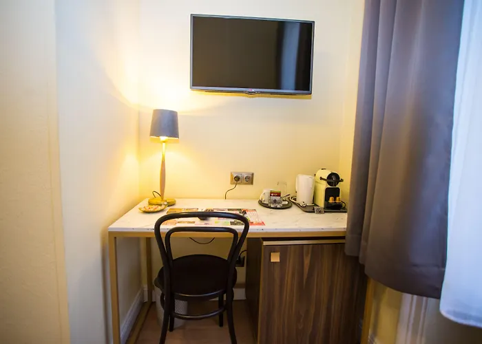 Hotel Stephansplatz I Self Check In I Ac In